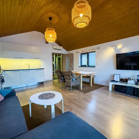 Houseboat Franklin - Houseboats Benjamin & Franklin Bådhotel Prag