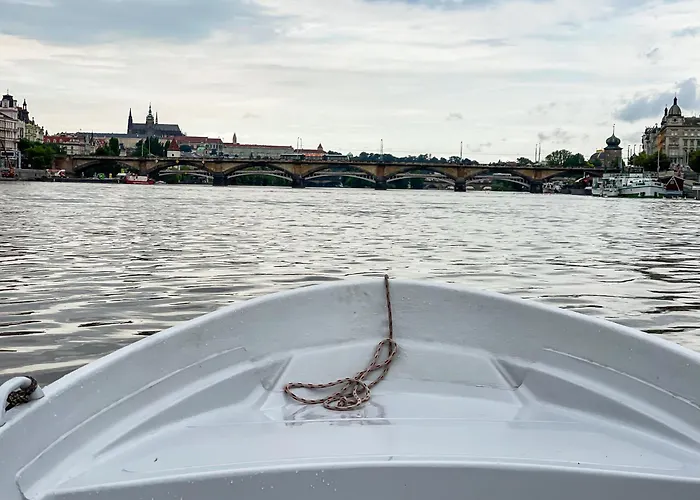 Bateau-hôtel Houseboat Franklin - Houseboats Benjamin & Franklin Prague